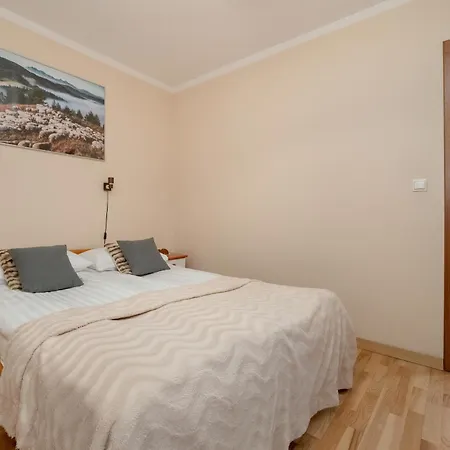 Beautiful With Mountain View By Renters Апартаменты *