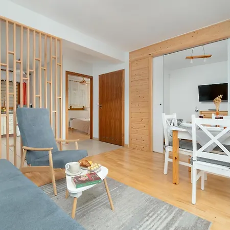 Beautiful With Mountain View By Renters * Косцелиско